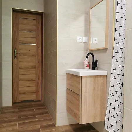 B&B Cis 카르파츠